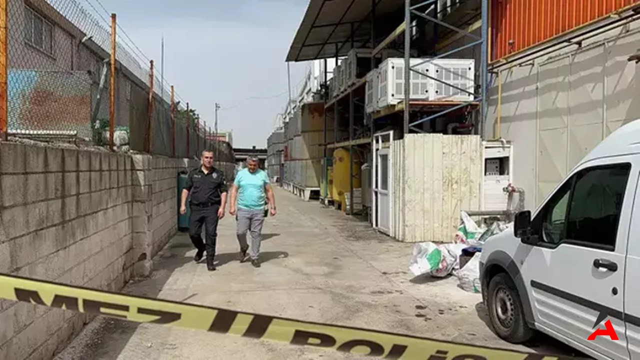 Gaziantep'te Fabrika İşçisi Cinneti Çalışma Arkadaşını Öldürüp İntihar Etti