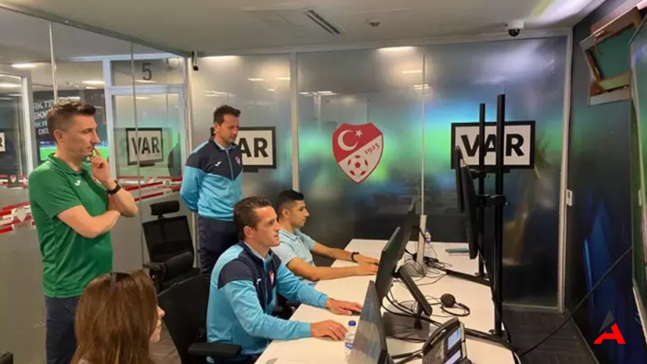 Süper Lig'de Yenilik Alanyaspor Gs Maçına Portekizli Var Hakemi1