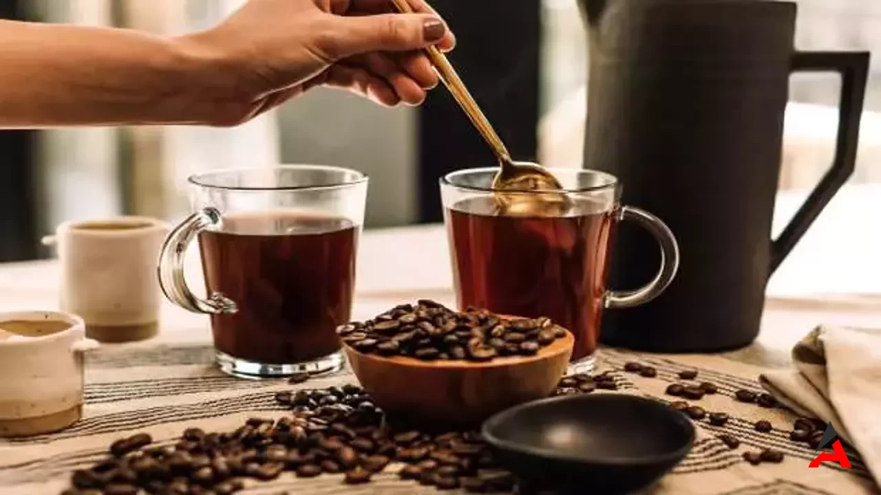 Türk Kahvesi İçmenin İdeal Zamanı Ve Koşulları Açken Mi Tokken Mi