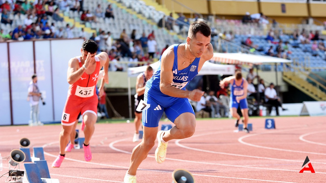 İzmir'de Atletizm Şöleni Başladı