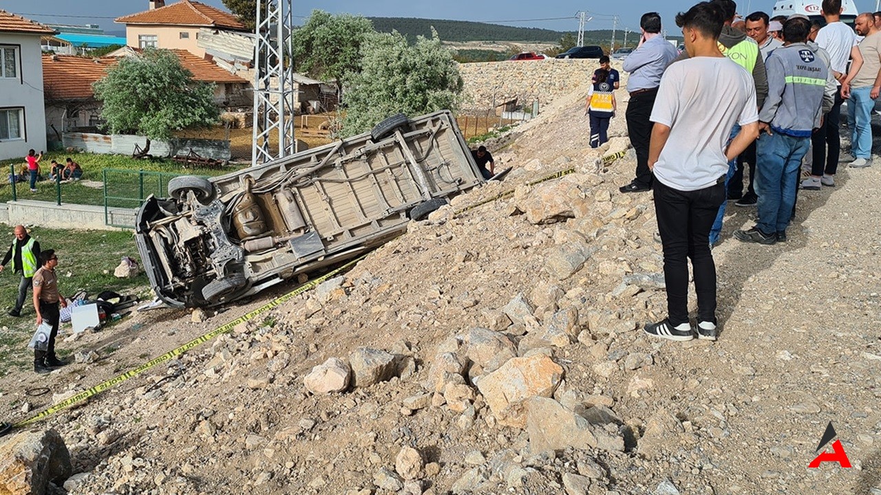 Kütahya Emet'te Minibüs Kazasıı