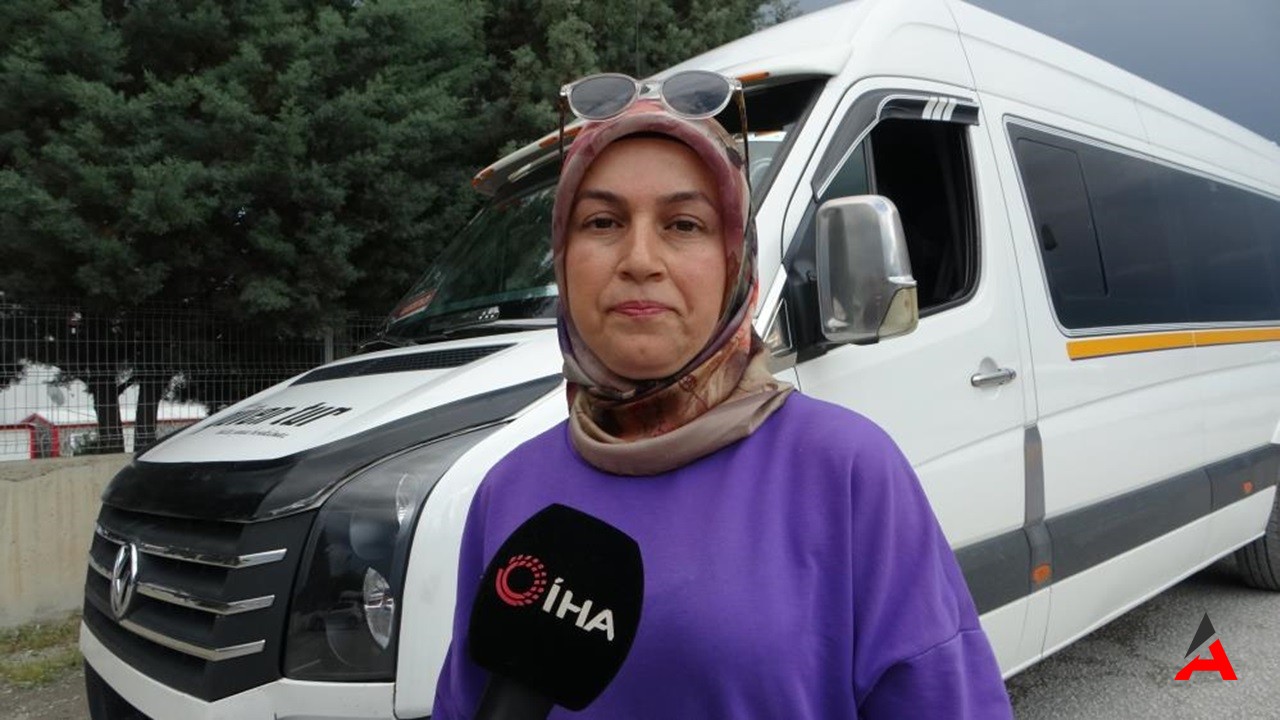 Malatya'da Kadın Şoför Naime Tekbaş, Erkeklere Taş Çıkarıyor2