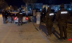 Aksaray Gece Yarısı Hareketlendi Polis'ten Şok Uygulama, Araçlar Didik Didik Arandı!