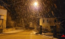 Eflani Beyaz Bir Perdeyle Karşı Karşıya: Mart Ayında Kar Fırtınası