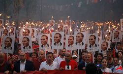 Antalya'da 19 Mayıs Coşkusu: 20 Bin Kişilik Fener Alayı ve Milli Mücadele Ruhu