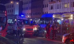 İstanbul Beyazıt'ta Tramvay Faciası: Raylara Düşen Yolcu Hayatını Kaybetti!