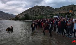 Tortum Gölü'ne Giren Çocuk Kayboldu