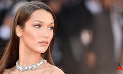 Bella Hadid, Kovboy Sevgilisiyle Texas'ta Karavan Hayatına Başladı