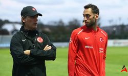 Montella'dan Hakan Çalhanoğlu Sürprizi: Kritik Maç Öncesi Belirsizlik!