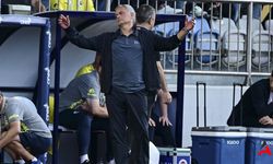 Mourinho'dan Sert Uyarı: Derbi Sonrası Fenerbahçe'de Kadro Dışı Fırtınası!