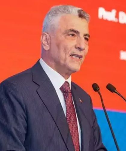 Ticaret Bakanı Ömer Bolat'ın İhracatta Türkiye Yüzyılı Zirvesi'nde Konuşması