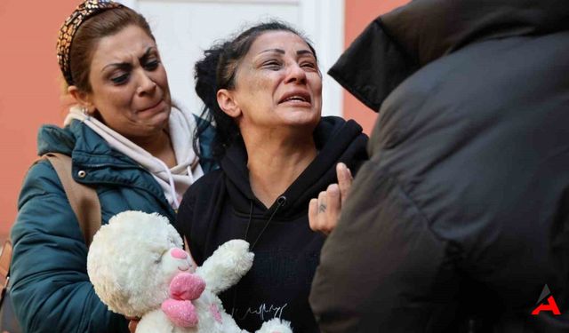 Sevgililer Günü Katliamı: Adana'da Genç Kızın Trajik Ölümü ve Annesinin Yürek Yakan Feryadı!