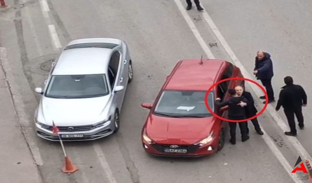 Samsun'da Trafikte Olgun Tavır: Felaketi Önleyen Sürücü!