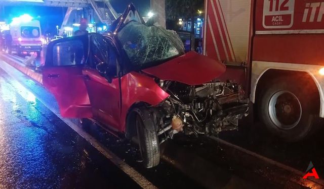 Beylikdüzü'nde Yağışlı Havada Kaza: Bir Sürücü Hayatını Kaybetti