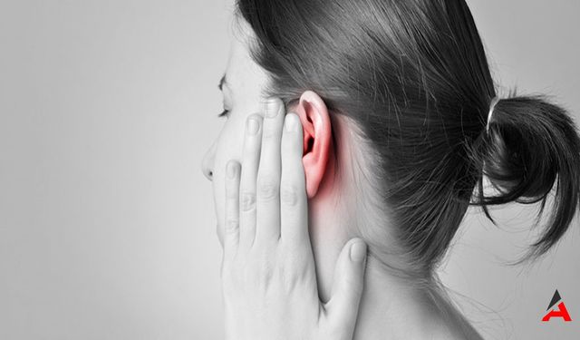 Kulaklarınızı Açık Tutun! Orta Kulak İltihabı Neden Olur?