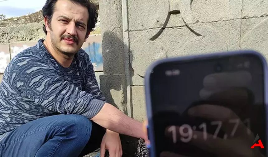Ardahan'da Buz Gibi Suda Rekor: Vali Yardımcısı Kasımoğlu'ndan Cesur Deneme