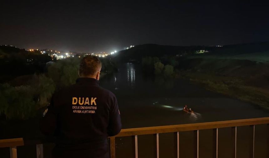 Diyarbakır'da Dicle Nehri'nde Ceset İhbarı